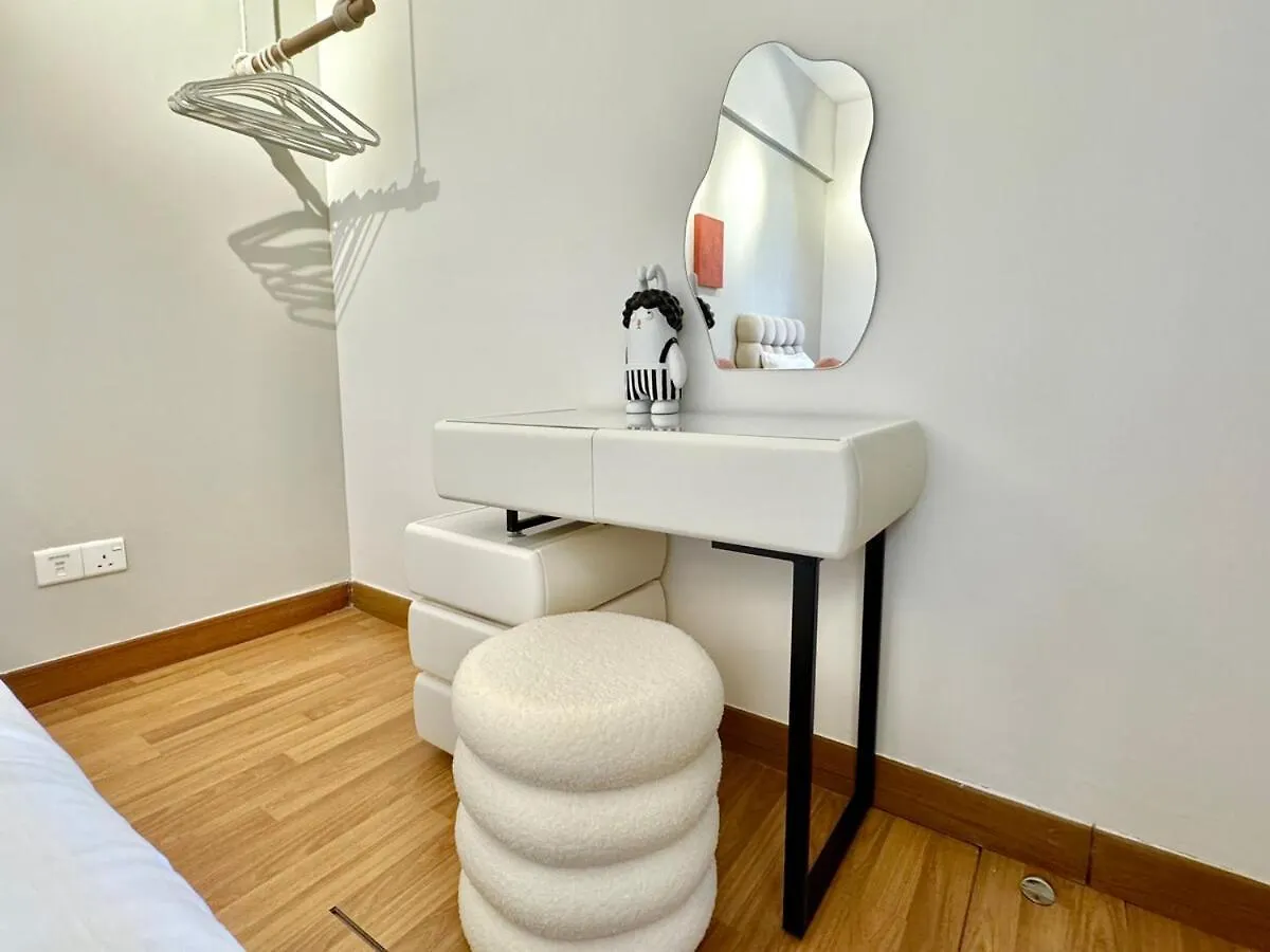 Tropicana 218 Macalister #Softcreamy #Infinitypool #7Pax #3Br2Bath #Quality Well Maintained #Private Host George Town 0*,